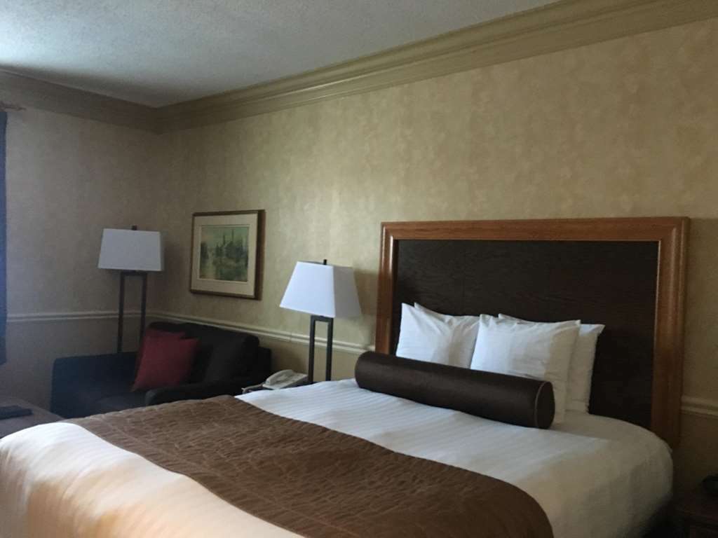 Hotel Western Parkway & Conference Centre Cornwall