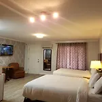 Regency Inn & Suites